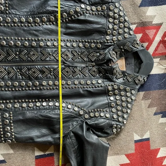 Double D Ranch Black Studded Leather Jacket - Picture 5 of 8